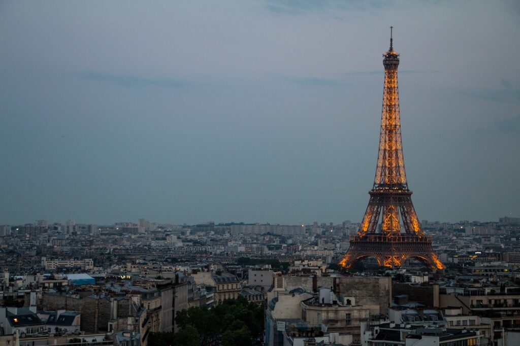 Parisian Landmarks Guide
