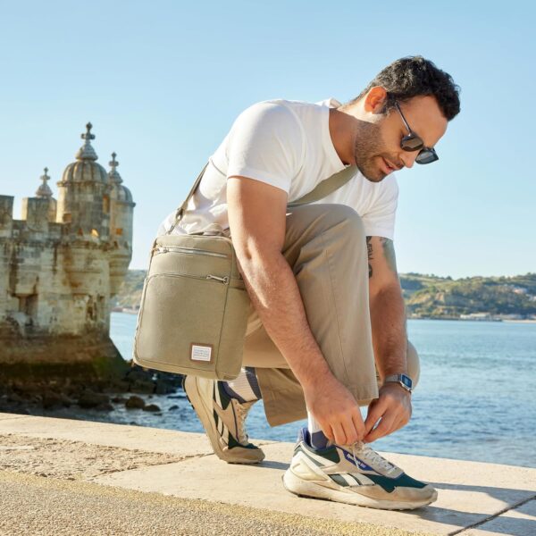 Travelon Anti-Theft Heritage Tour Bag - Image 2