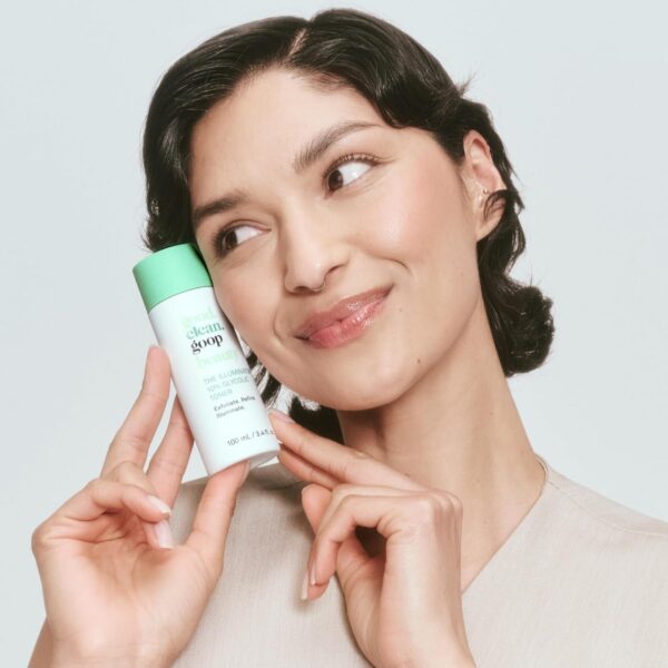 good.clean.goop Beauty The Illuminator 10% Glycolic Toner | Correct Texture and Minimize Pores | Glycolic Acid, Black Tea Ferment, & Snow Mushroom Extract | Helps Even Skin Tone | Vegan | 3.4 Fl oz - Image 3