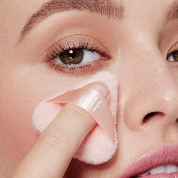 e.l.f. Halo Glow Pinkie Puffs, Finger-sized, Mini Puff For Applying Loose & Pressed Powders, Soft, Reusable & Washable, Vegan & Cruelty-Free, Set of 3 - Image 3